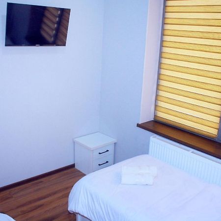 One Global Family Guest House Semerkant Dış mekan fotoğraf
